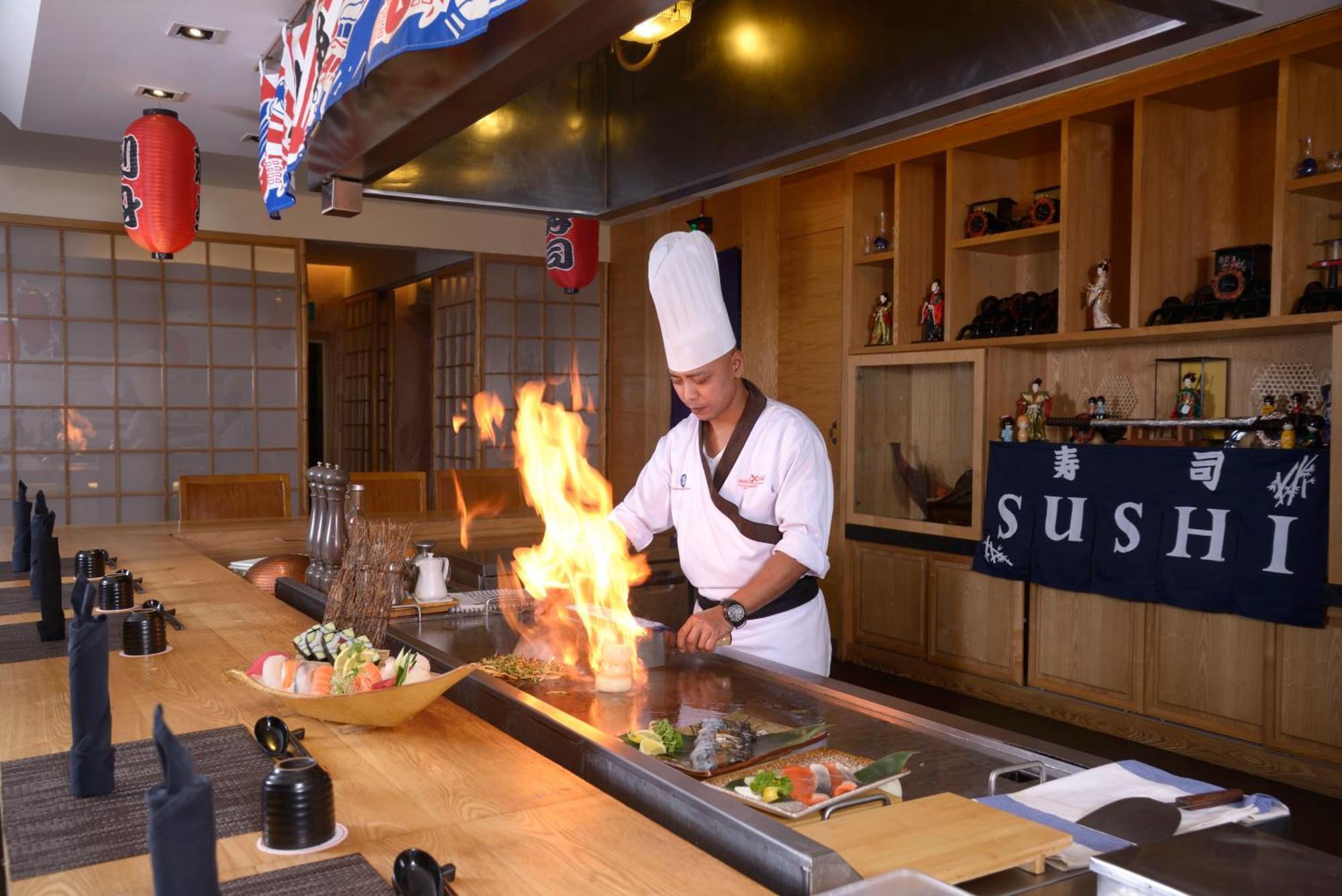 Grand Lexis Port Dickson Hotel Kültér fotó Teppanyaki cooking